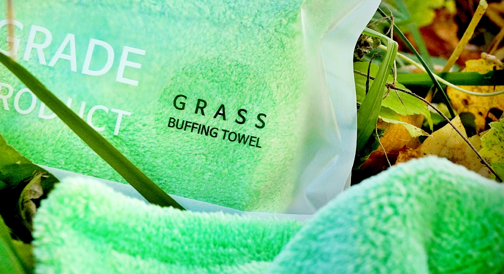 PURESTAR  GRASS  BUFFING TOWEL ( 40X40 CM ) (800 GSM )