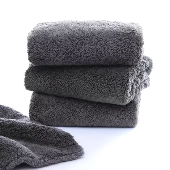  MİKROFİBER  OTO KURULAMA VE CİLA  HAVLUSU  - 50X70 CM - 700 GSM 